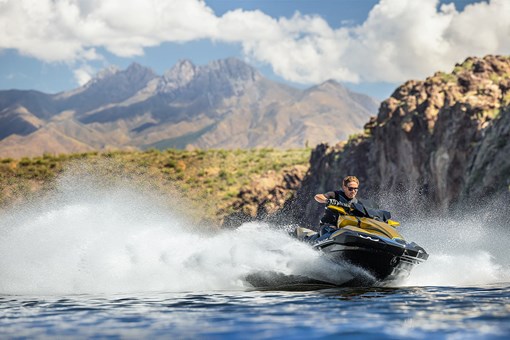 2022 JET SKI ULTRA 310LX