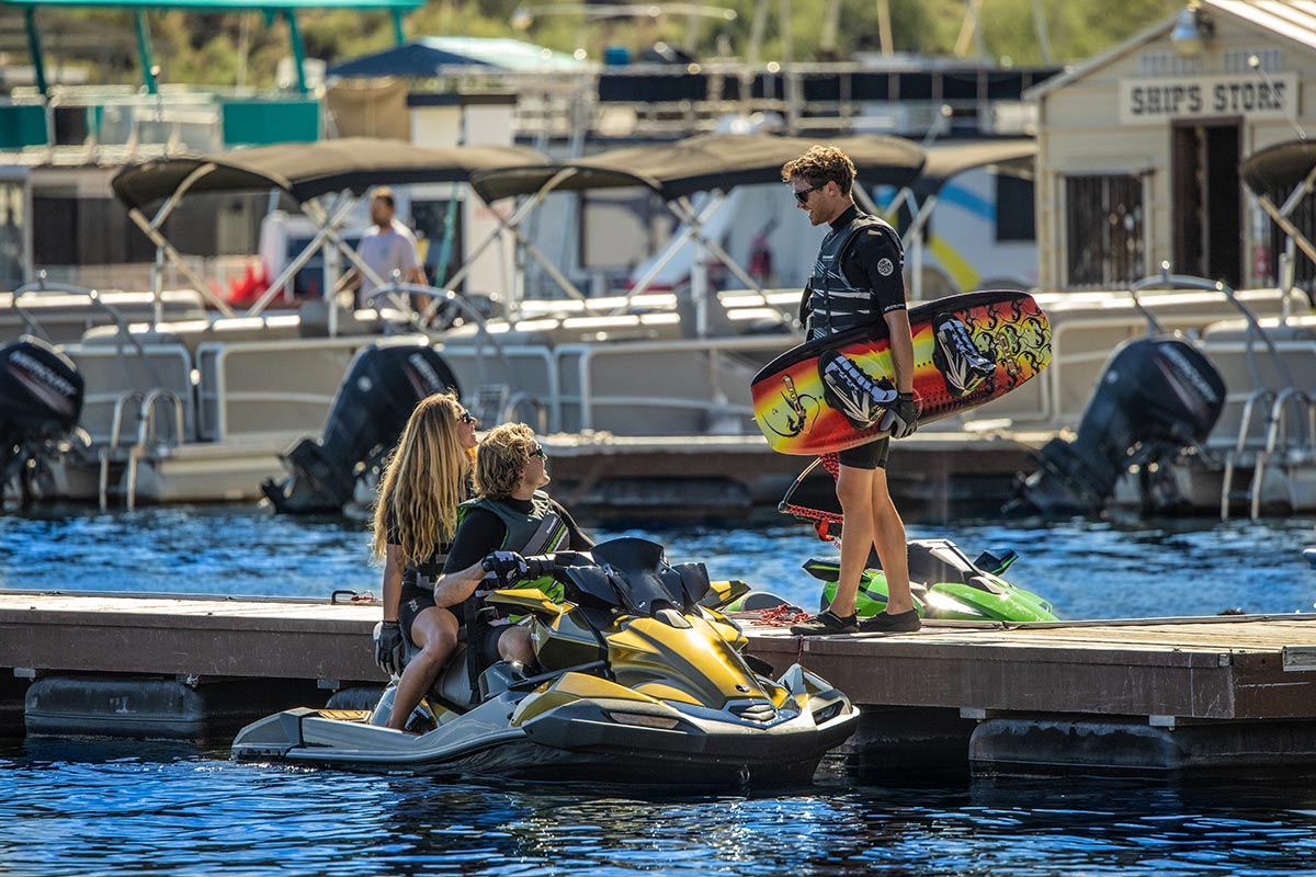 2024 JET SKI ULTRA 160LX