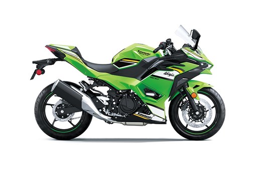 2025 NINJA 500 SE
