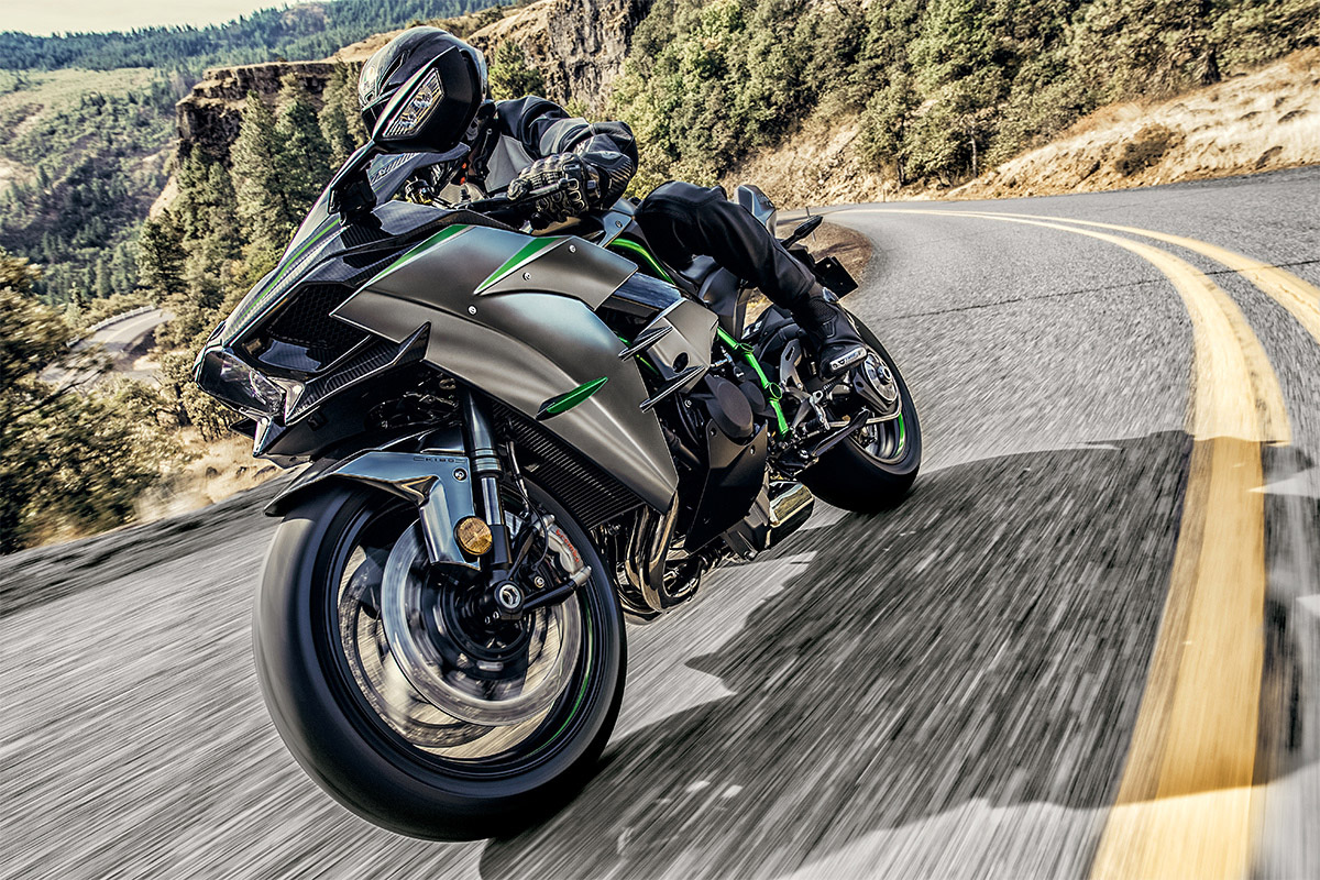 2026 NINJA H2 CARBON